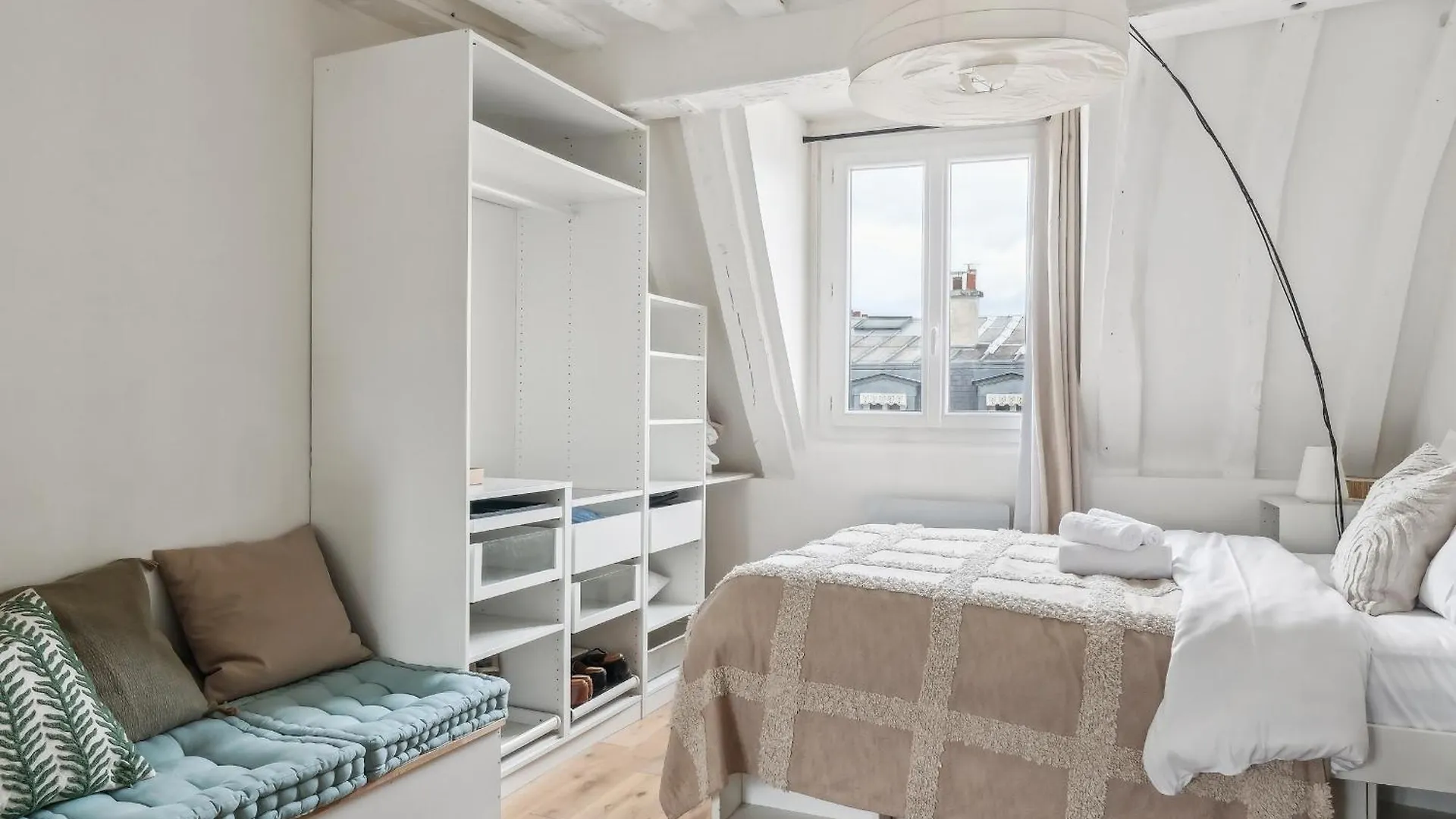 Apartment Le Louvre & Notre-Dame - Cityapartmentstay Paris France